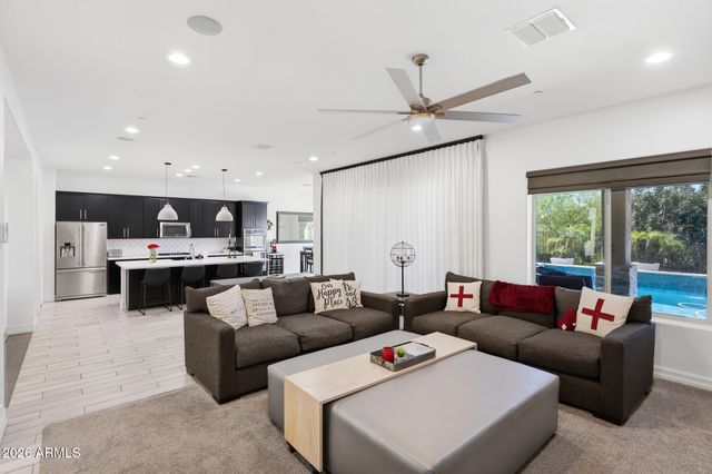 9743 W DESERT ELM Lane, Peoria, AZ 85383