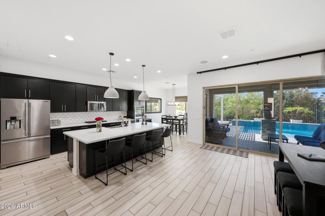 9743 W DESERT ELM Lane, Peoria, AZ 85383