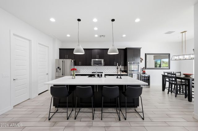 9743 W DESERT ELM Lane, Peoria, AZ 85383