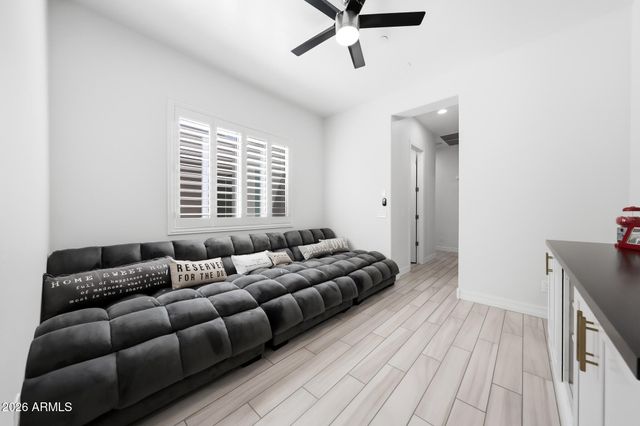 9743 W DESERT ELM Lane, Peoria, AZ 85383