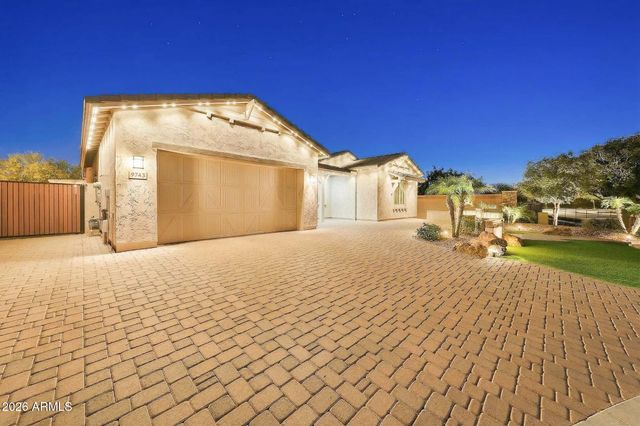 9743 W DESERT ELM Lane, Peoria, AZ 85383