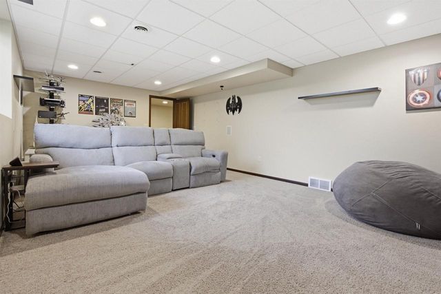 848 LOTUS TRAIL, Menasha, WI 54952