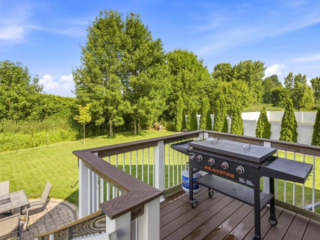 848 LOTUS TRAIL, Menasha, WI 54952