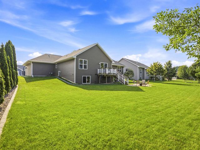 848 LOTUS TRAIL, Menasha, WI 54952