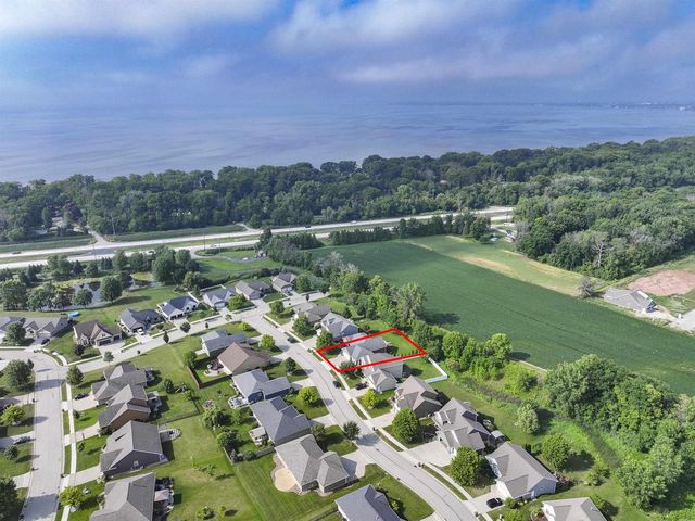 848 LOTUS TRAIL, Menasha, WI 54952