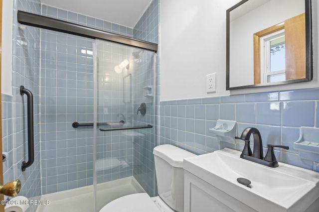 500 Surf Avenue, Beachwood, NJ 08722