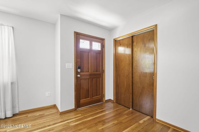 500 Surf Avenue, Beachwood, NJ 08722