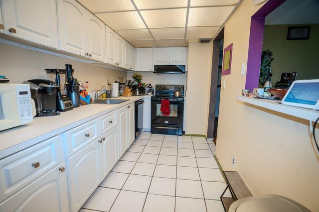 13917 SW 90th Avenue 214b, Miami, FL 33176