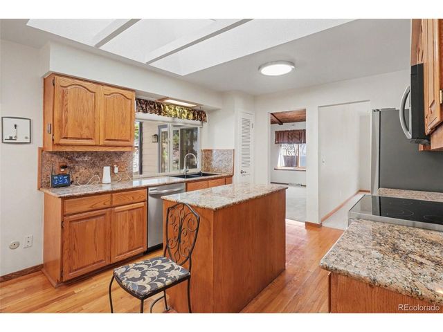 5571 W Kent Pl P, Denver, CO 80235