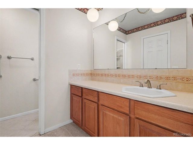 5571 W Kent Pl P, Denver, CO 80235