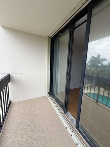2400 Presidential Way 403, West Palm Beach, FL 33401