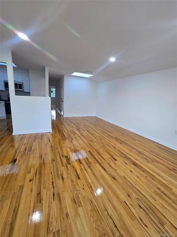 3313 Hunter Avenue, Bronx, NY 10475