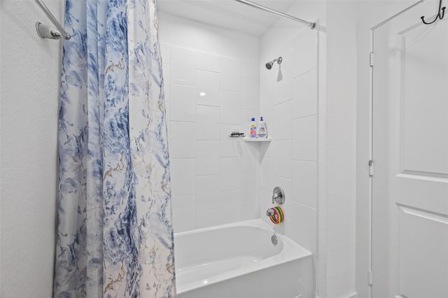 4022 San Andres Lane, Houston, TX 77045