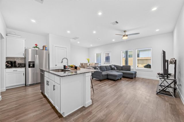 4022 San Andres Lane, Houston, TX 77045