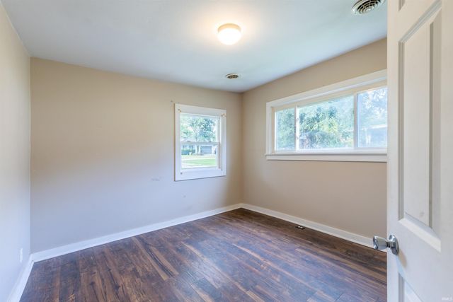 2215 Rehm Drive, Fort Wayne, IN 46819