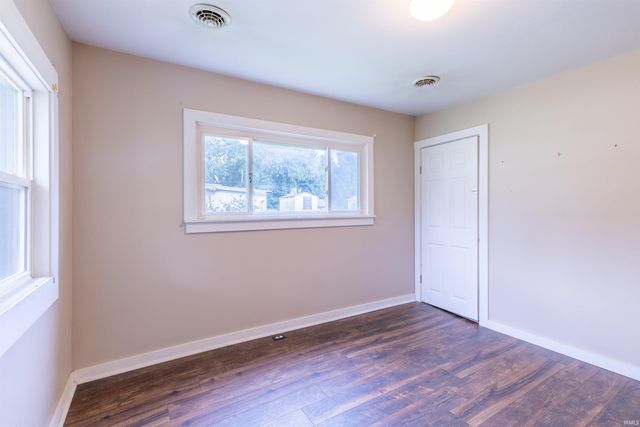 2215 Rehm Drive, Fort Wayne, IN 46819