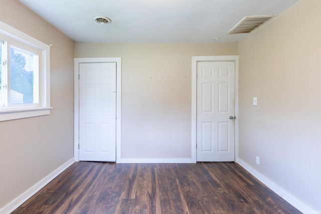 2215 Rehm Drive, Fort Wayne, IN 46819