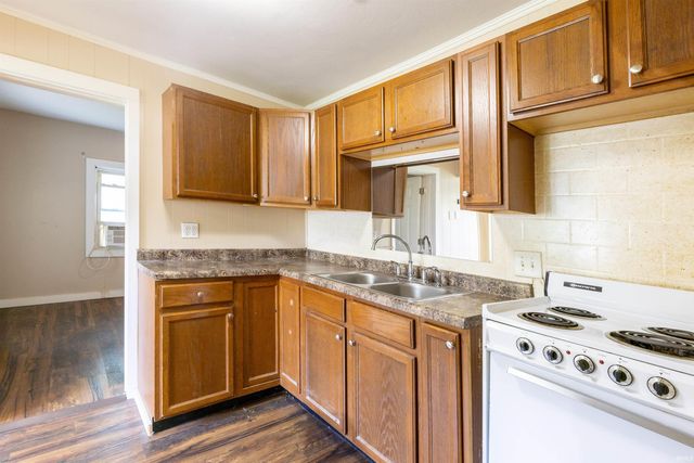 2215 Rehm Drive, Fort Wayne, IN 46819