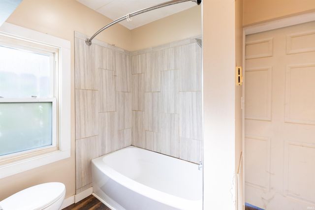 2215 Rehm Drive, Fort Wayne, IN 46819