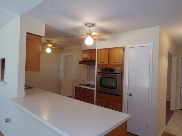 10707 Carvel Lane, Houston, TX 77072