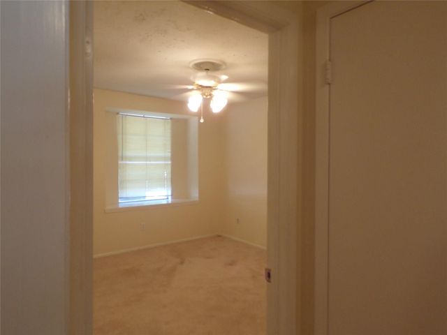 10707 Carvel Lane, Houston, TX 77072