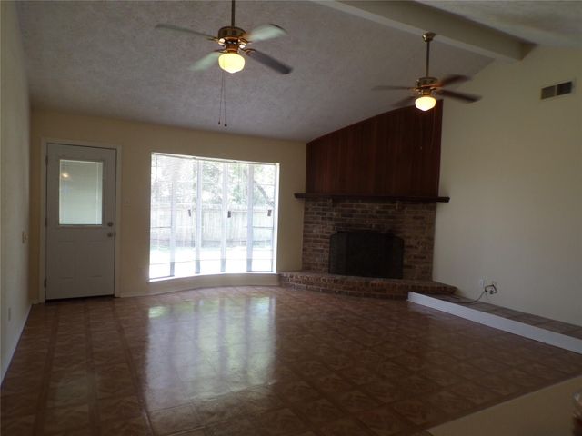 10707 Carvel Lane, Houston, TX 77072