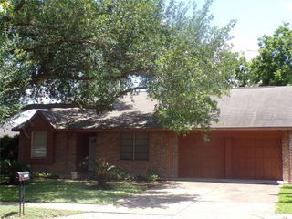 10707 Carvel Lane, Houston, TX 77072