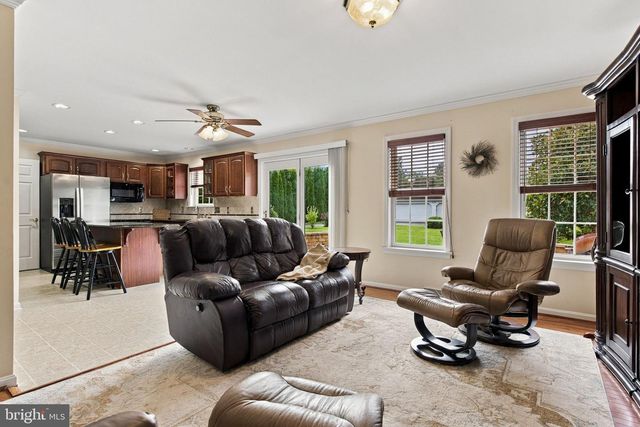 3356 MARIETTA AVE, Lancaster, PA 17601