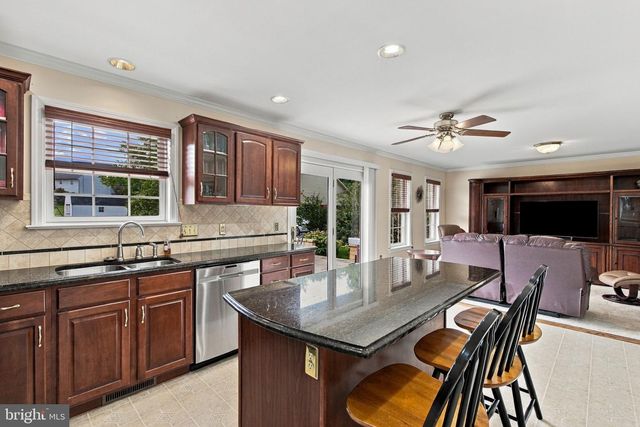3356 MARIETTA AVE, Lancaster, PA 17601