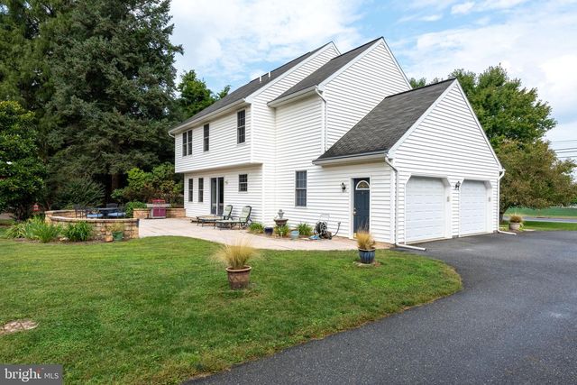 3356 MARIETTA AVE, Lancaster, PA 17601