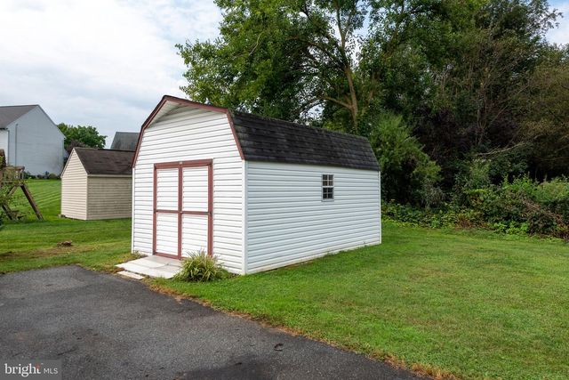 3356 MARIETTA AVE, Lancaster, PA 17601