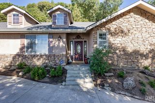 26750 El Camino Drive, Tehachapi, CA 93561