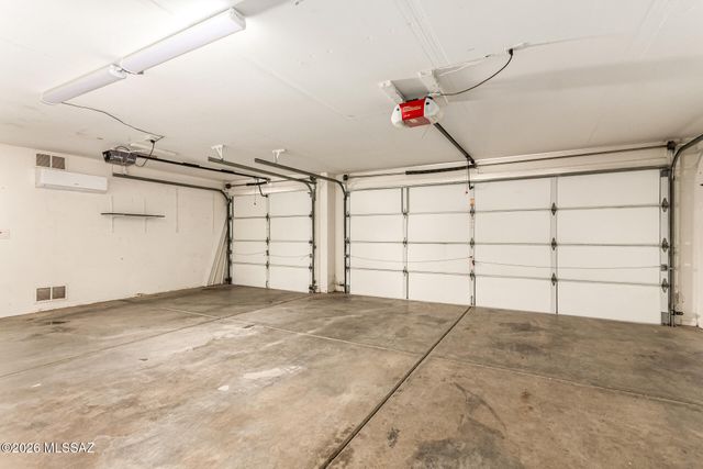 10720 E Silver Vein Drive, Tucson, AZ 85748