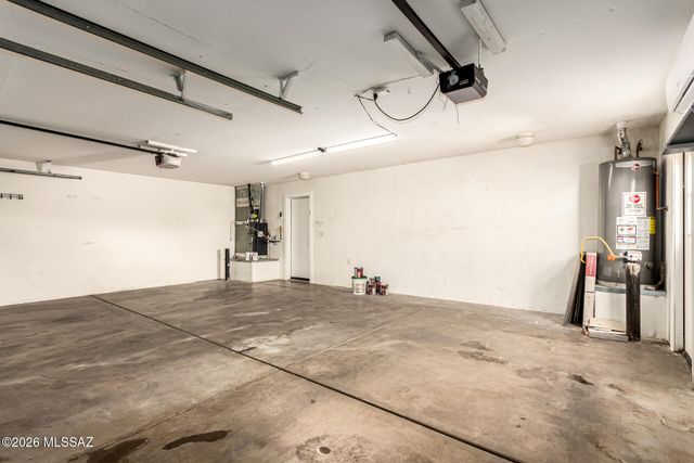 10720 E Silver Vein Drive, Tucson, AZ 85748