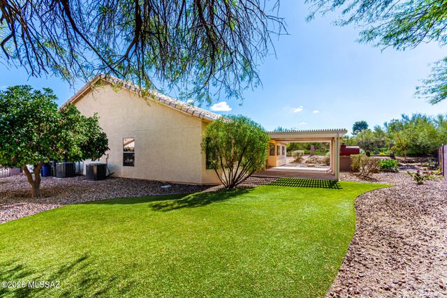 10720 E Silver Vein Drive, Tucson, AZ 85748