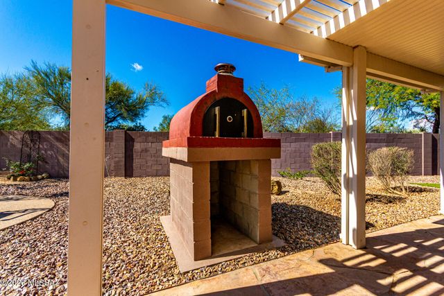 10720 E Silver Vein Drive, Tucson, AZ 85748