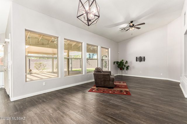 10720 E Silver Vein Drive, Tucson, AZ 85748