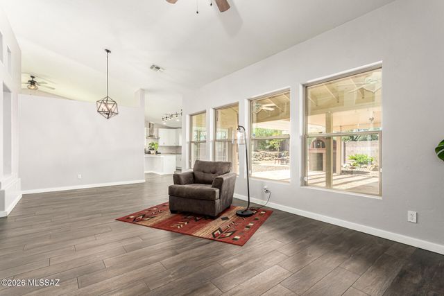 10720 E Silver Vein Drive, Tucson, AZ 85748