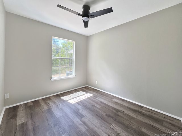 4110 Tropical Dr, San Antonio, TX 78218