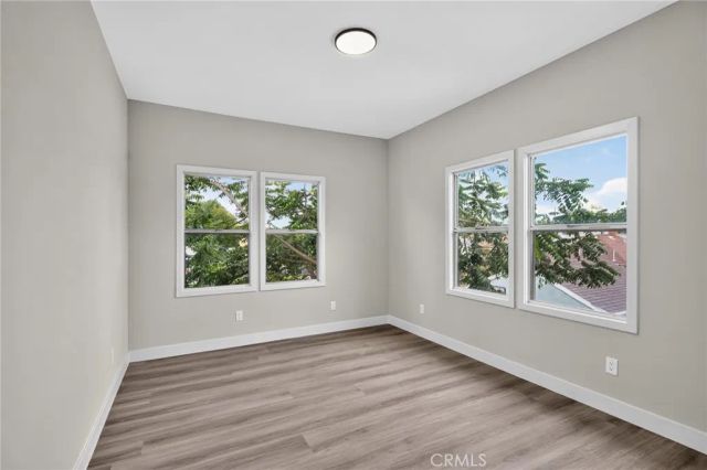 611 W 46th, Los Angeles, CA 90037