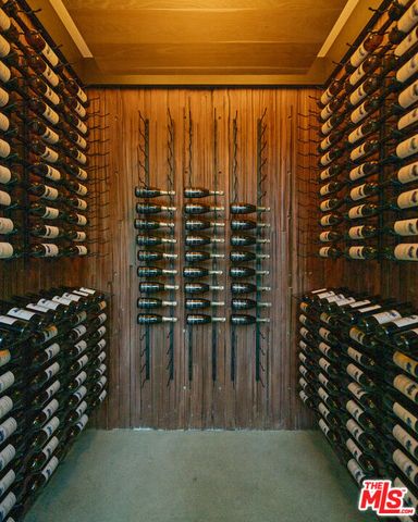 2341 Gloaming Way, Beverly Hills, CA 90210