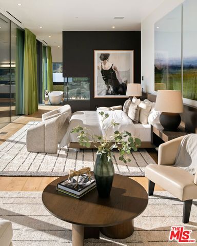 2341 Gloaming Way, Beverly Hills, CA 90210