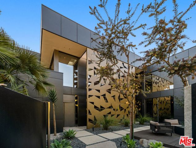 2341 Gloaming Way, Beverly Hills, CA 90210