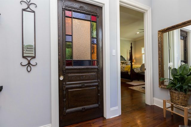 1922 Sugar Cane Ln, Baton Rouge, LA 70810