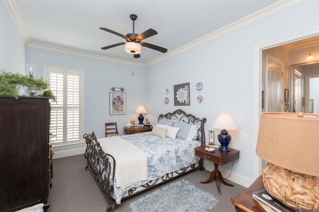 1922 Sugar Cane Ln, Baton Rouge, LA 70810