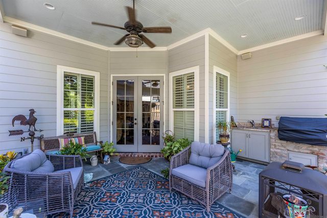 1922 Sugar Cane Ln, Baton Rouge, LA 70810
