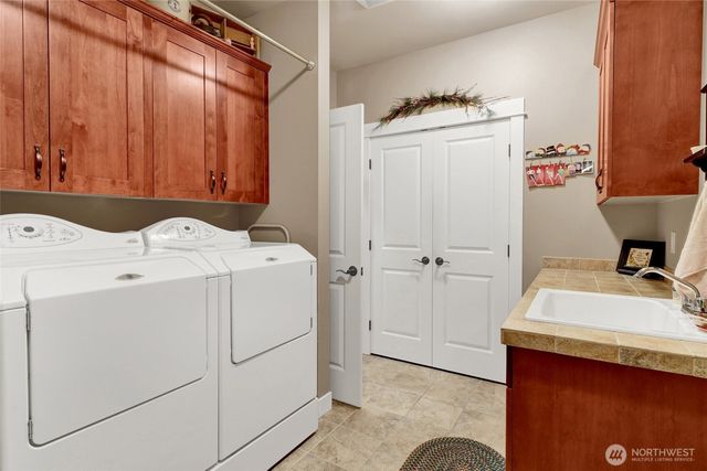 1534 Scenic Place, Lynden, WA 98264