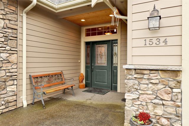 1534 Scenic Place, Lynden, WA 98264