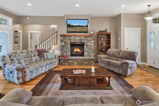 1534 Scenic Place, Lynden, WA 98264