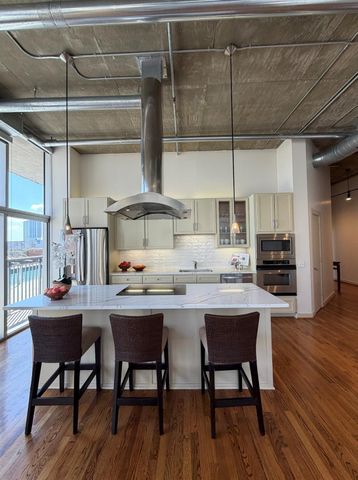 4899 Montrose Boulevard 1513, Houston, TX 77006